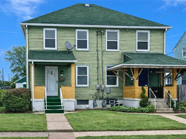 900 Vankirk St, Clairton, PA 15025