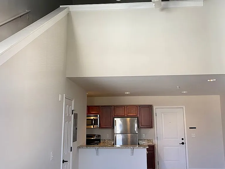 Savannah Lofts — Photo 17