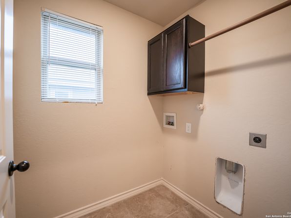6635 Mia Way, San Antonio, TX 78233