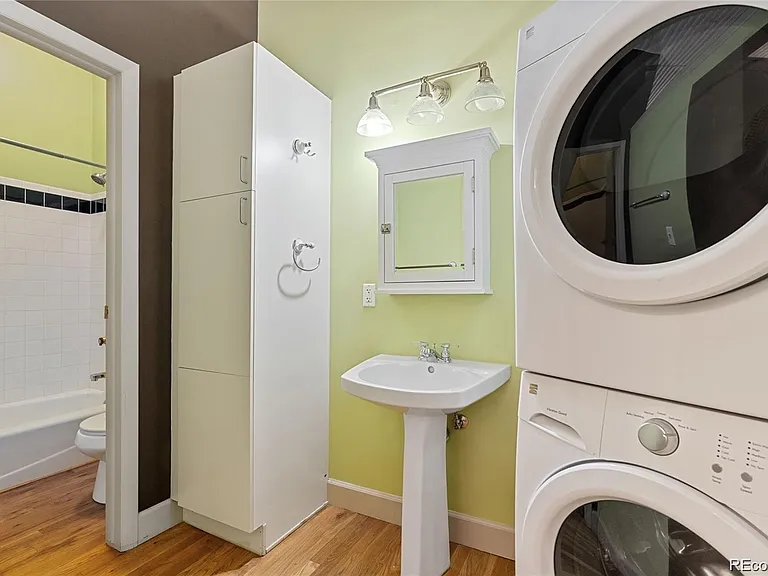 2261 Blake St #4D — Photo 5