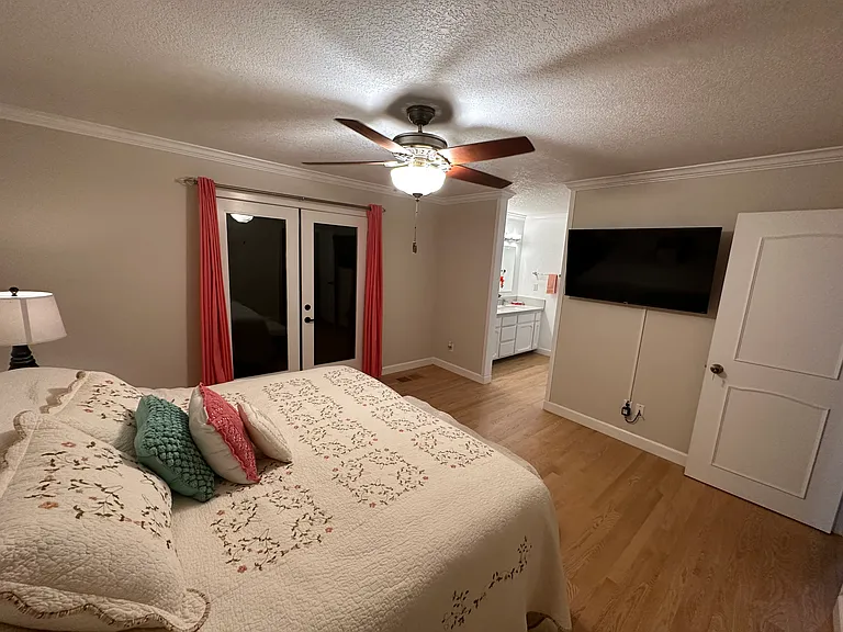1308 Fransen Ct — Photo 17