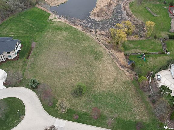 5th image of 17 Terra Vita Ct