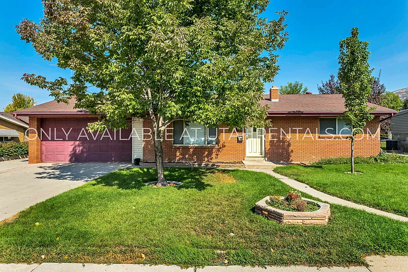 2 bed, 2.0 bath, 1576 sqft, $1,850 — Photo 2