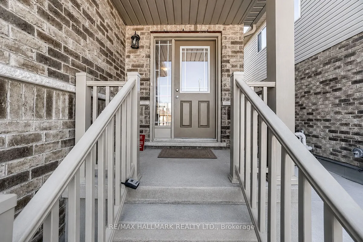 Building Photo - 75 John Brabson Cres