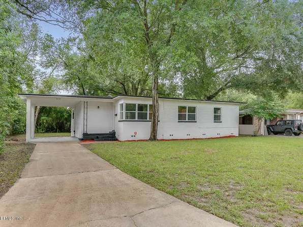 3633 Rendale Dr, Jacksonville, FL 32210