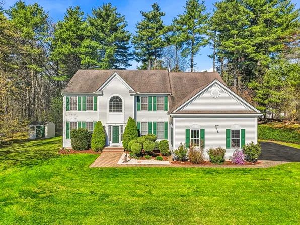 20 Washington Ln, Hopkinton, MA 01748
