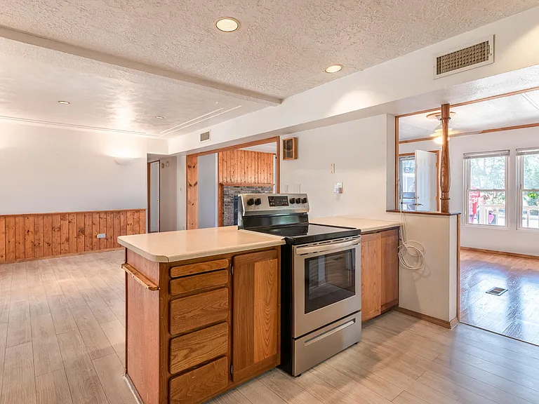 6517 San Francisco Rd NE — Photo 30