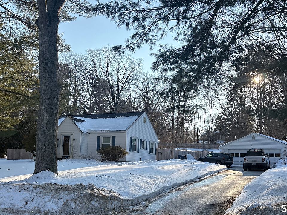 1st image of 39 South Windham Road