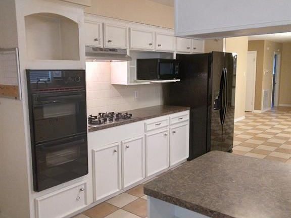3rd image of 1703 Willowby Dr