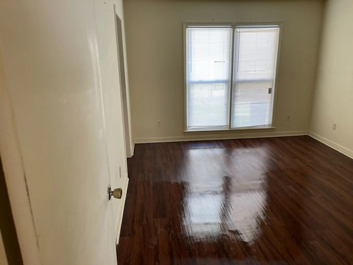 Fox Hill Apartments — Photo 2