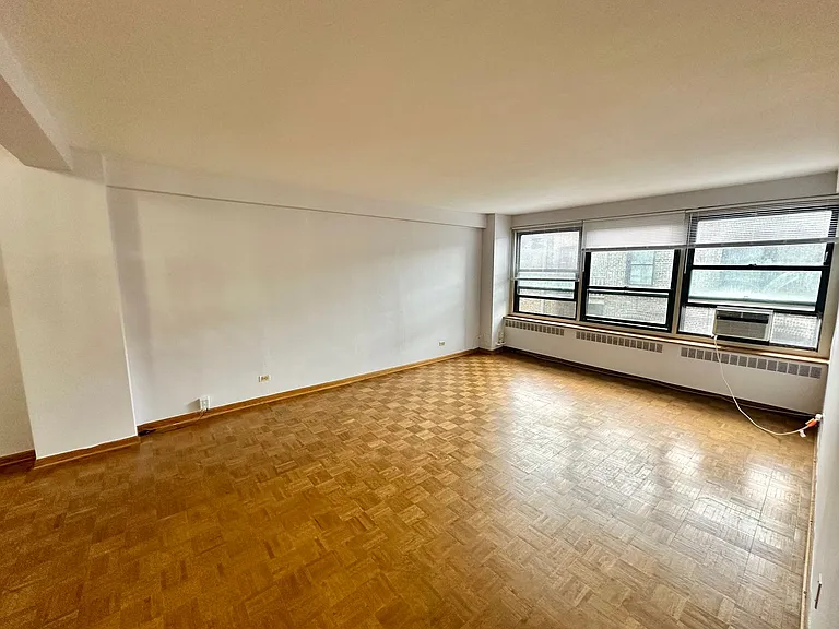 4180 Marine Terrace Apartments — Photo 55