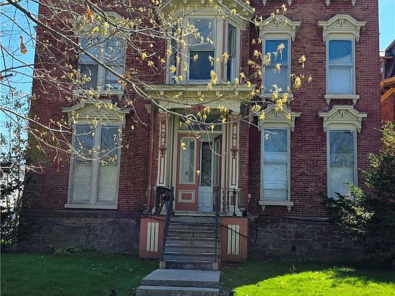 5th image of 406 Rutger St