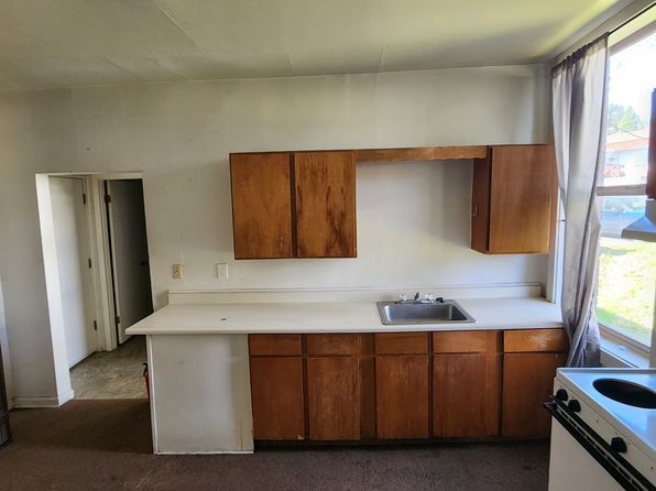 (undisclosed Address), White Salmon, WA 98672