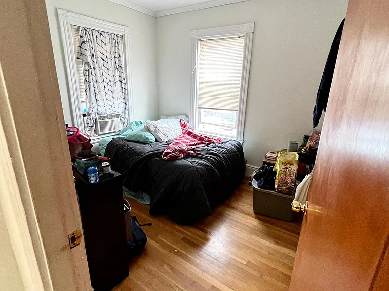4 Deer St #2 — Photo 3
