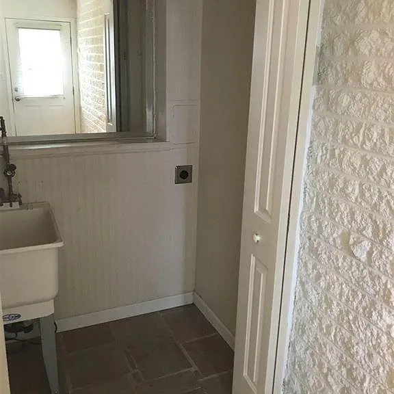 109 Floral Ave — Photo 4