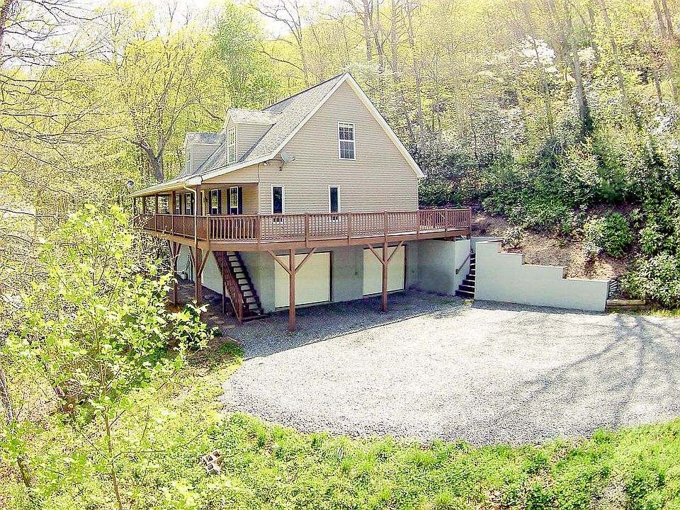 1st image of 40 Smokey Mountain Dr