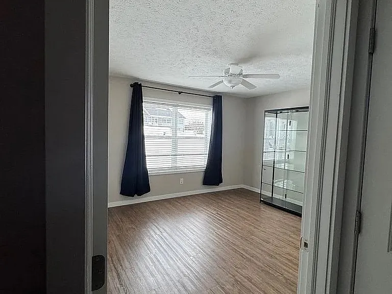 5085 Liberty Dr — Photo 21
