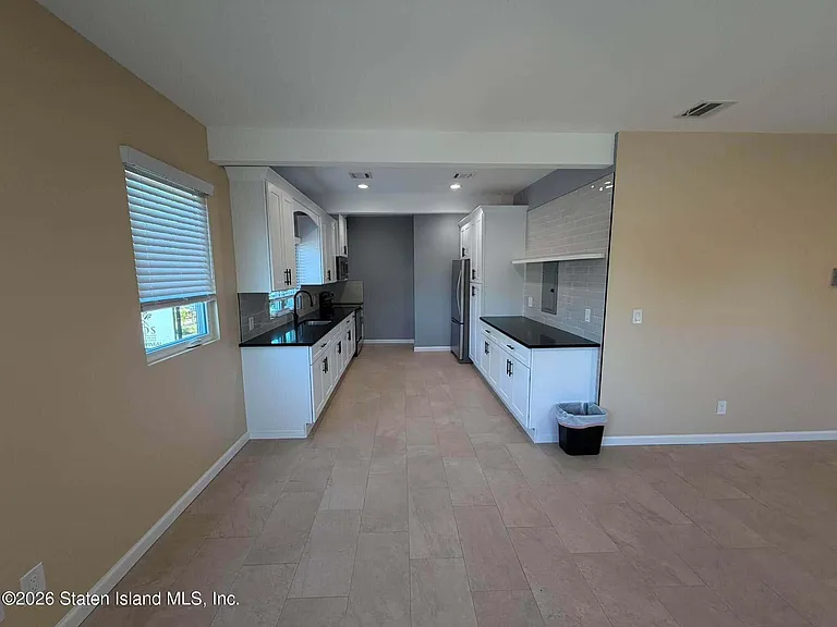 237 South Ave — Photo 5