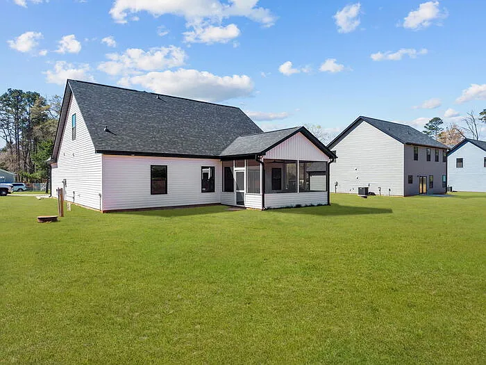 1010 Gibson Rd — Photo 4