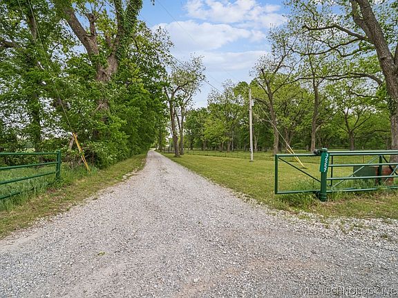3rd image of 36257 S 4190th Rd