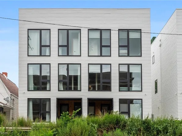 2104 Willey Ave, Cleveland, OH 44113