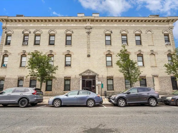 817 10th St APT 3A, Union City, NJ 07087