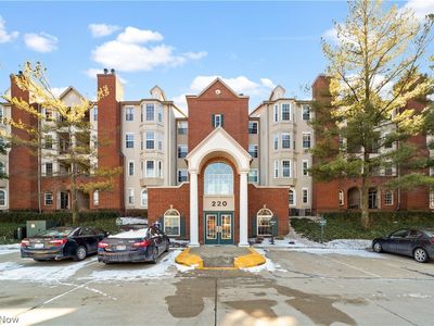 220 Fox Hollow Dr, Cleveland, OH, 44124