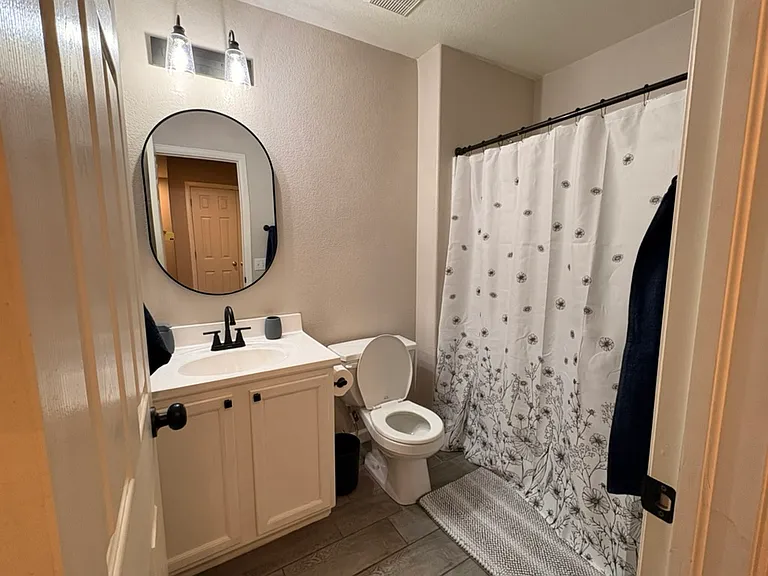 2418 E 110th Pl — Photo 14