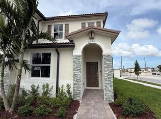 2597 SE 25th Dr, Homestead, FL 33035
