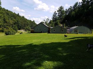 1028 Plunket Run Rd, Mill Hall, PA 17751