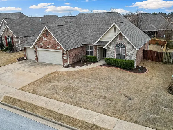 1722 W Berkeley Ave, Rogers, AR 72758