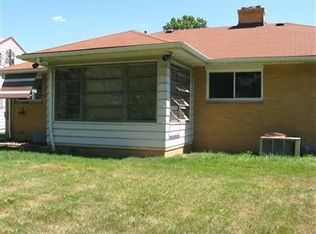 4452 W Ranchview Ave, North Olmsted, OH
