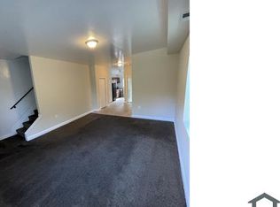 471 Orange St SE SUITE 4, Washington, DC 20032