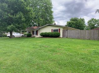 6102 Count Turf Dr, Louisville, KY 40272