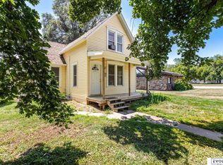 1853 Colfax St, Blair, NE 68008