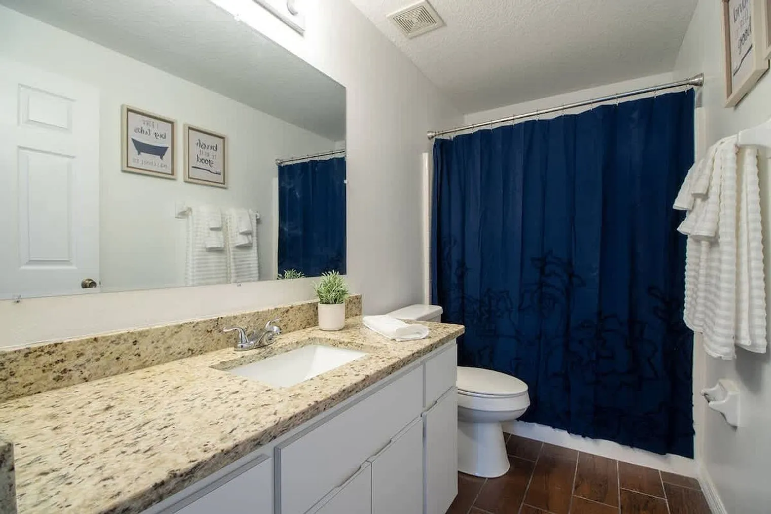 3 bed, 2.0 bath, 1205 sqft, $2,885 — Photo 4