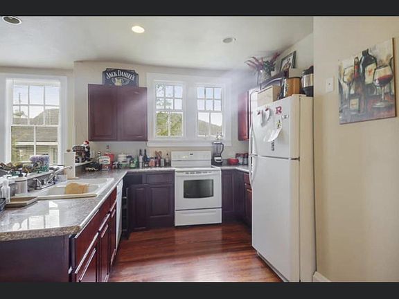 3rd image of 2113 S Gayoso St