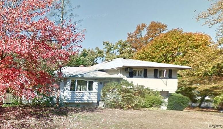 1st image of 1 Briarcliff Dr