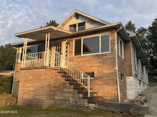 1601 Cemetery Rd, Portage, PA 15946