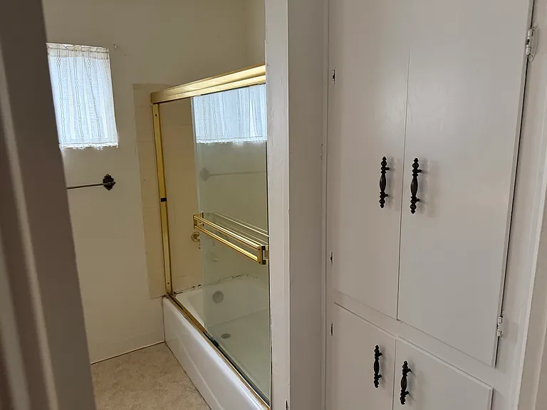 1812 S Sierra Vista Ave — Photo 12