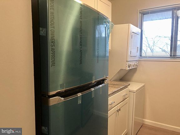 4th image of 2823 Kalmia Lee Ct Suite A-301