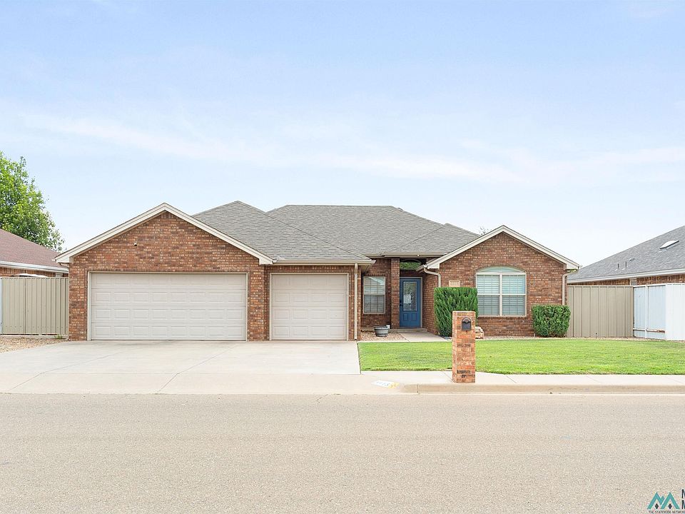 1st image of 3913 Woodlark Rd