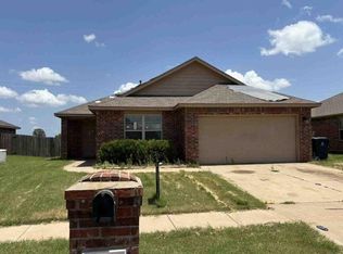2500 Ressie Ln, Yukon, OK 73099
