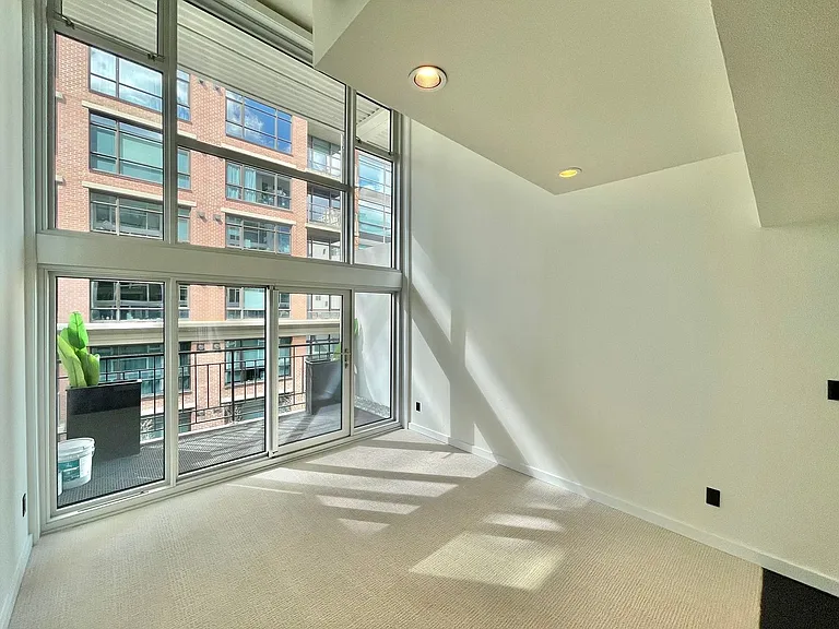 1000 Union St #311 — Photo 4