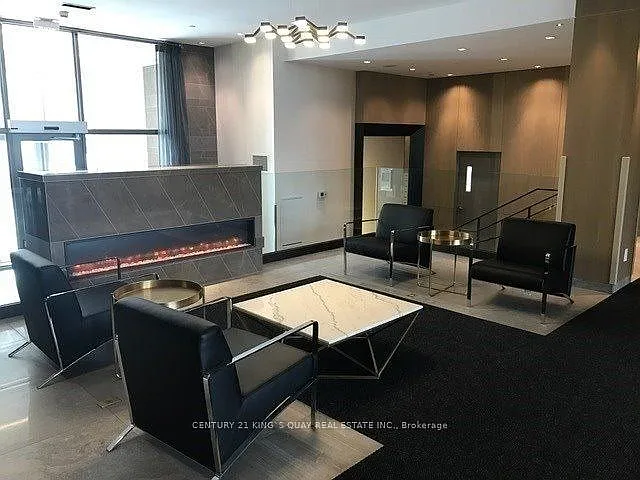28 Uptown Dr #Penthouse 10 — Photo 17