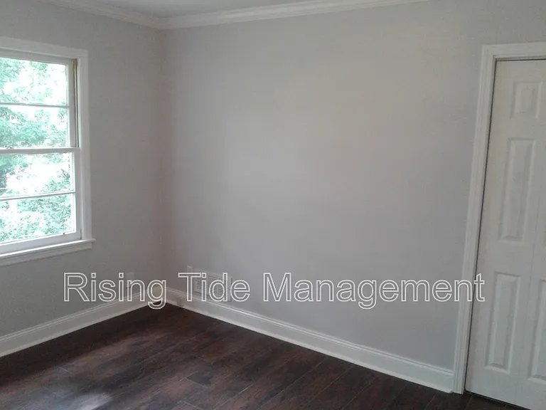 948 Hickory Dr — Photo 19
