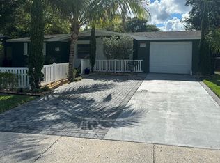 4316 Shoreline Dr, New Port Richey, FL 34652
