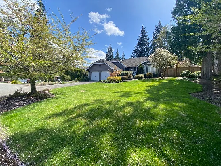 650 Jasmine Pl NW — Photo 1