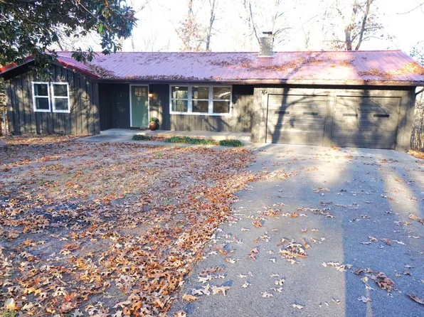 133 Robinhood Dr, Cassville, MO 65625