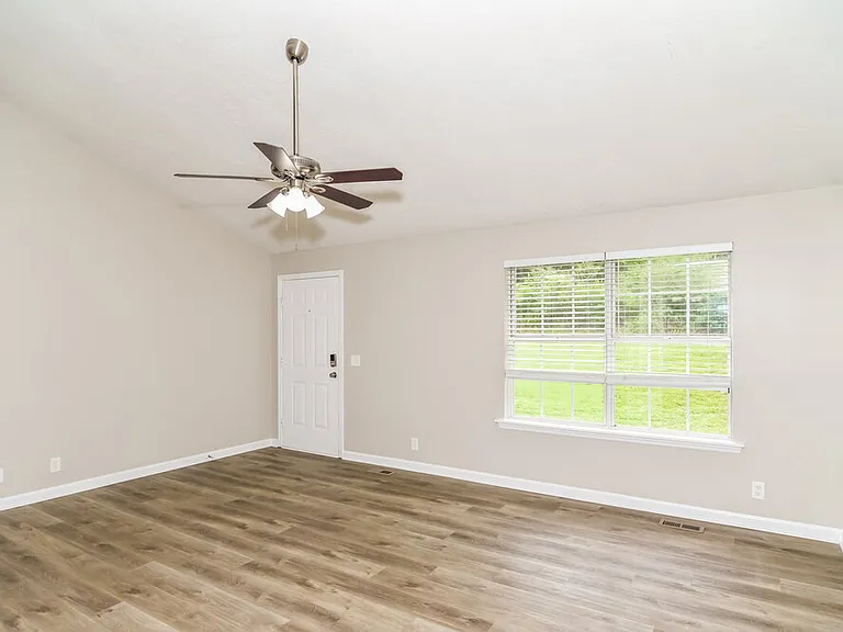 4560 Whites Creek Pike — Photo 5